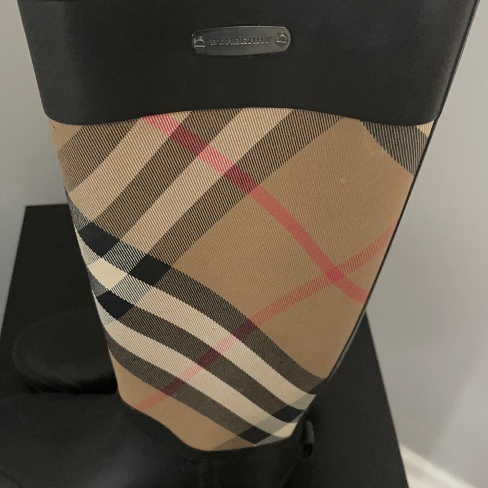 Burberry House Check Rubber Rain Boots